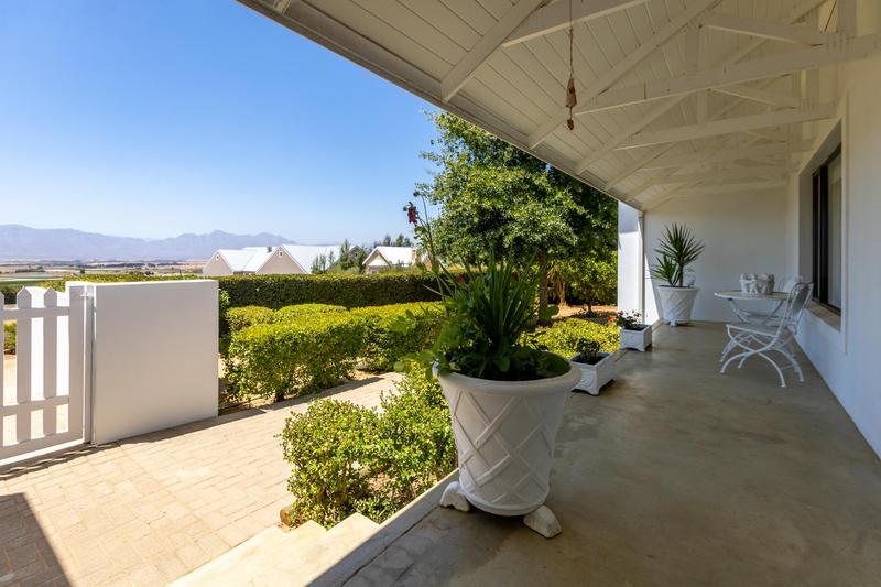 4 Bedroom Property for Sale in Riebeek Kasteel Western Cape